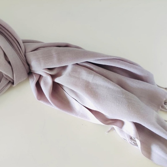 🌸2 for one🌸Soft lilac scarf - Picture 8 of 10